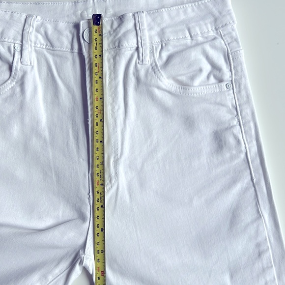 Refuge white jeans high waist, kick flare, distressed hem - Picture 5 of 10